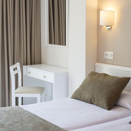 Hostal Residencia Sutimar Peguera Eksteriør bilde