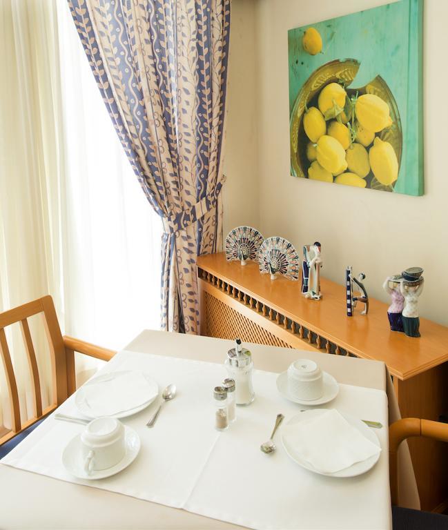 Hostal Residencia Sutimar Peguera Eksteriør bilde